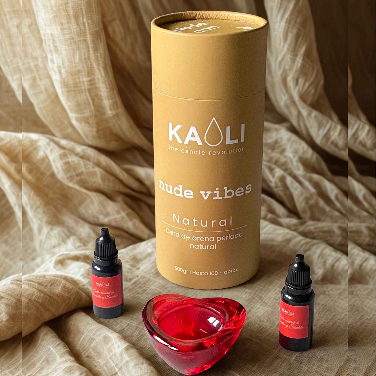 Pack - Love is in the air - 1 tubo de cera de arena blanca + 2 aceites esenciales + portavela vidrio a forma de corazón - Kaoli - The candle revolution